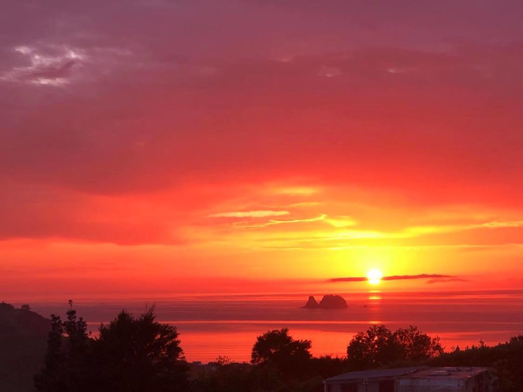 Mercury Bay Sunrise (Fiona W)